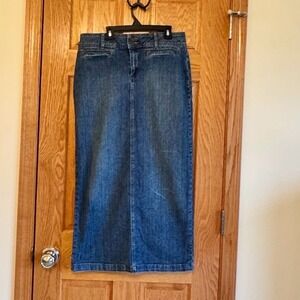 St. John's Bay Women's Size 8 Blue Denim Maxi Skirt Stretch Casual